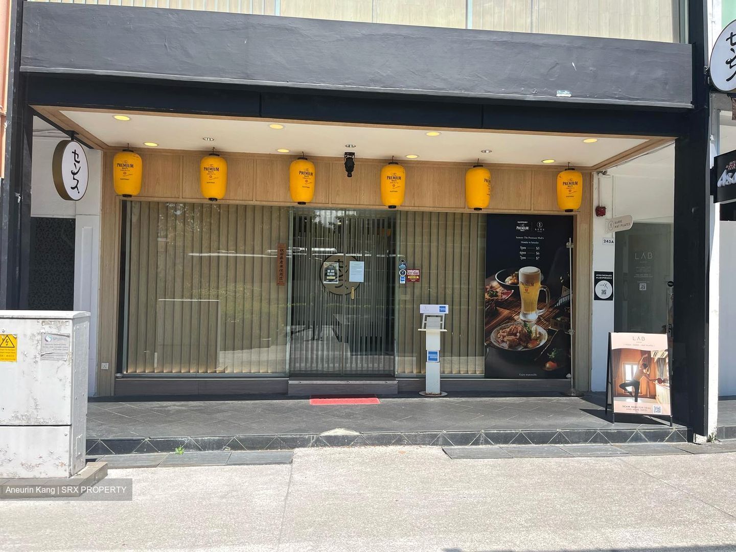 Holland Village (D10), Shop House #452804681